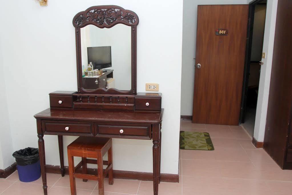 Rimtarn Hotel Pakchong Bagian luar foto